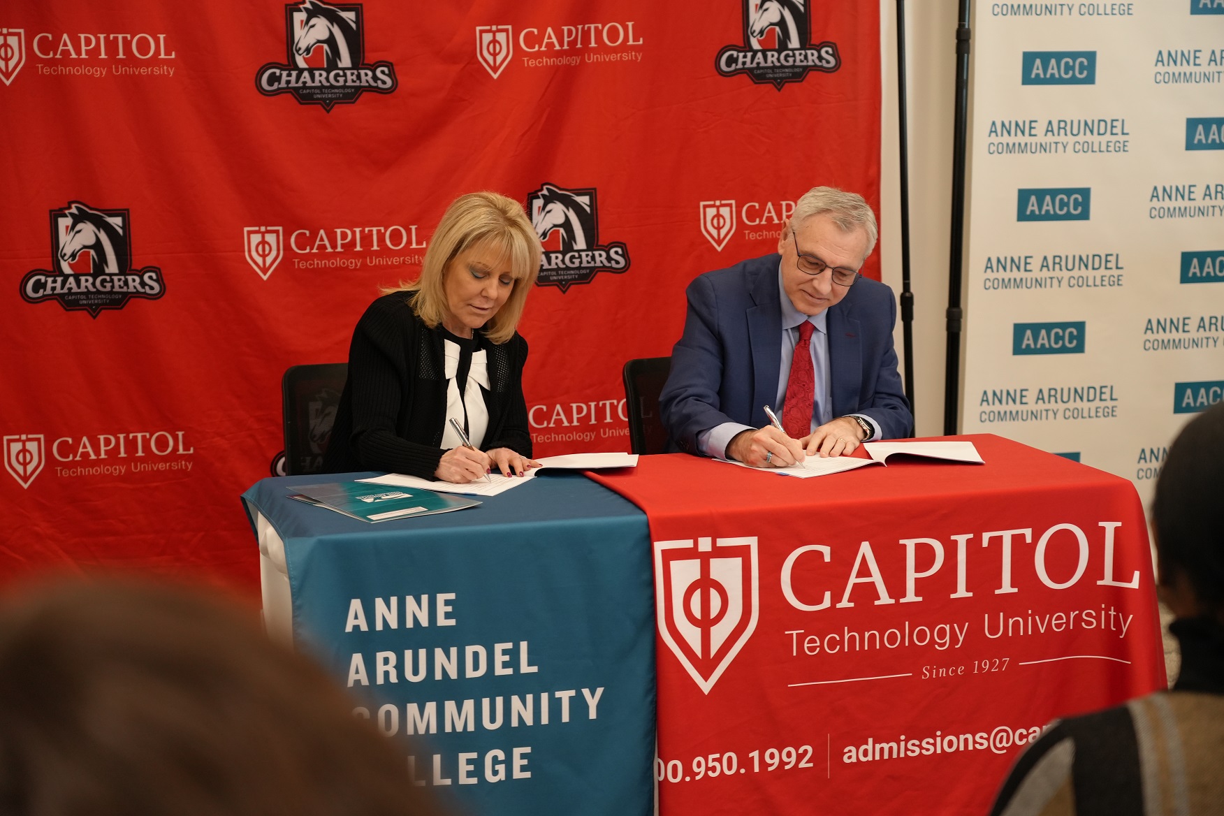 AACC and Capitol Tech Sign New Transfer Student Agreement