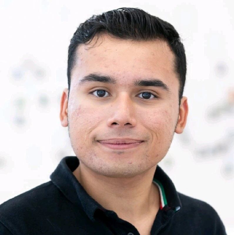 Nelson Alvarez Alumni Portrait