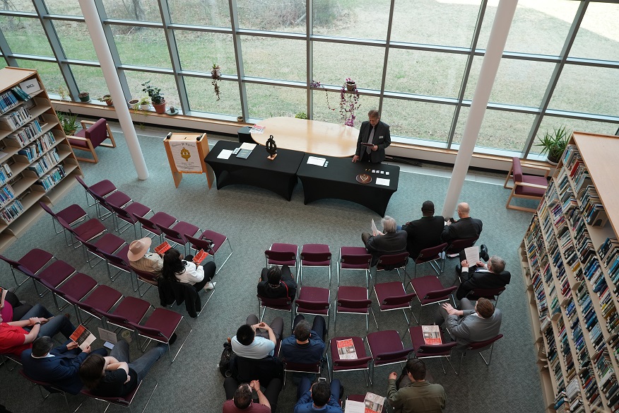 Puente Library Open Area
